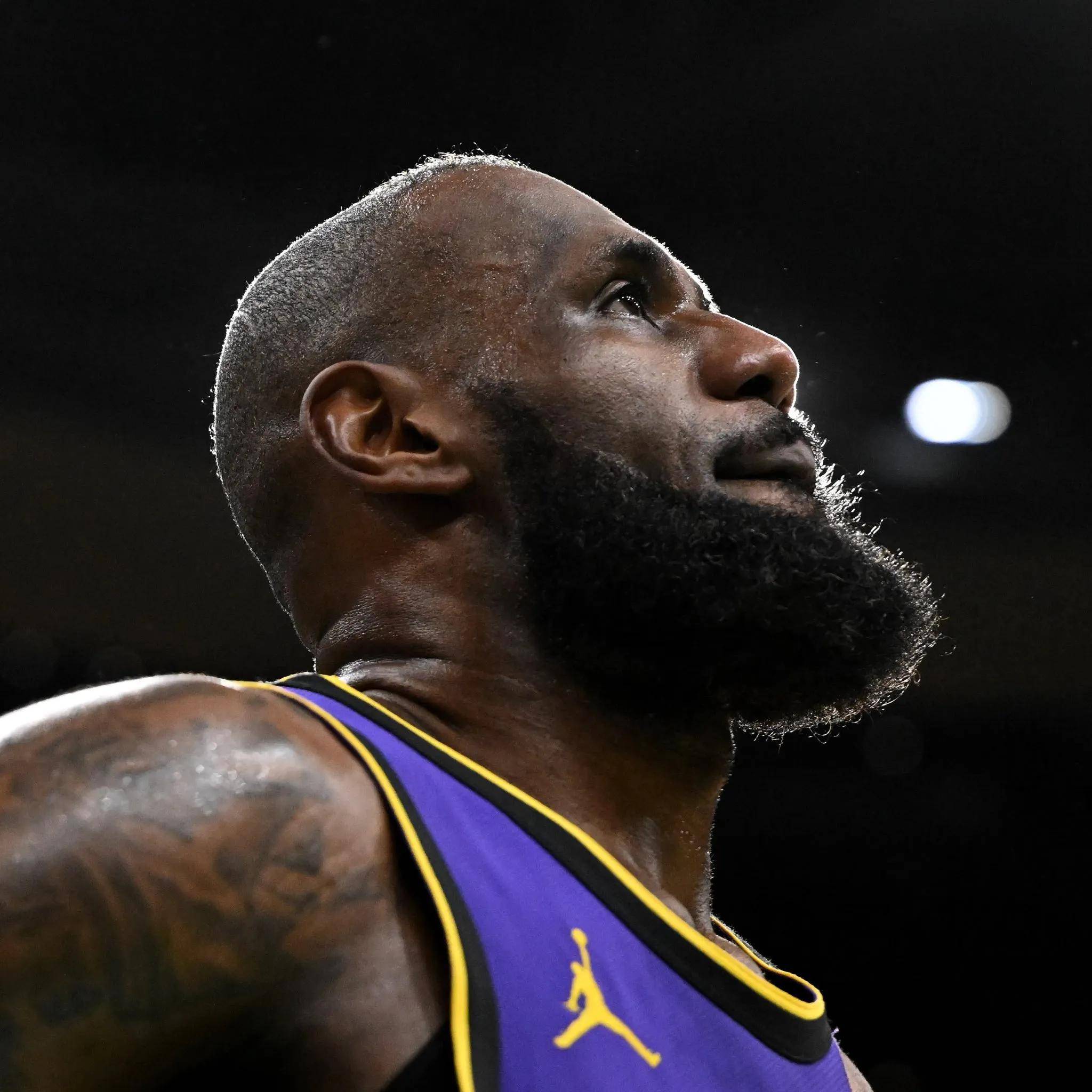 亚博体育包含清晨亚特兰大备战NBA季后赛，止住颓势细节曝光，气氛紧张，年轻球员得到机会的词条