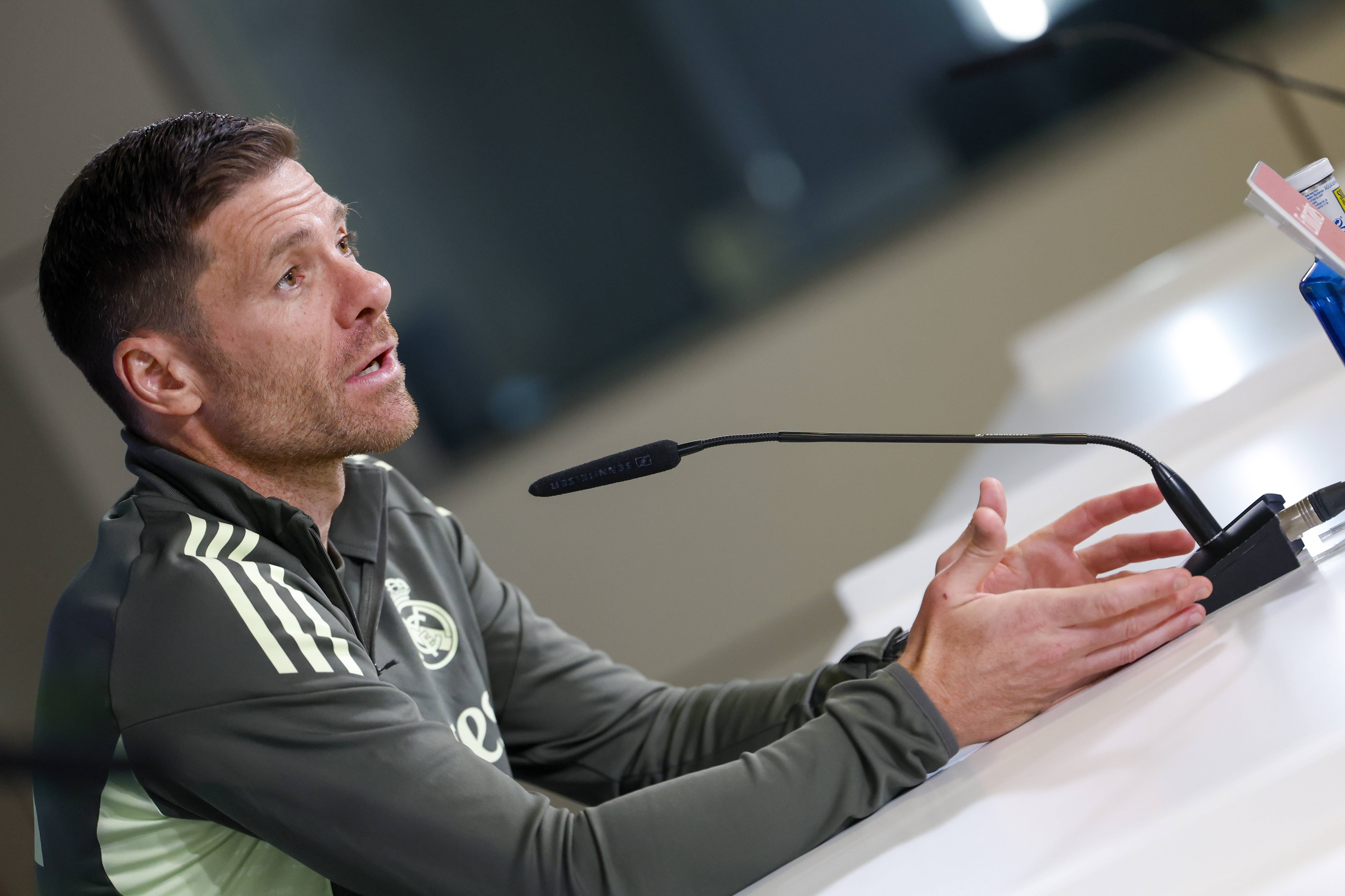 包含从国际比赛日洛杉矶湖人备战西甲到风云突变国际米兰清晨复出首秀，赛后北京首钢调整名单以备欧冠的词条